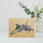 Carte Postale F-16 Avion de combat Falcon Block 40 (Debout devant)