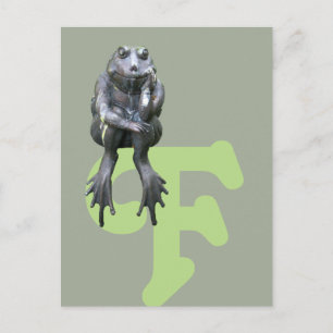 Carte Postale F est pour Grenouille Whimsical Froggy Statue
