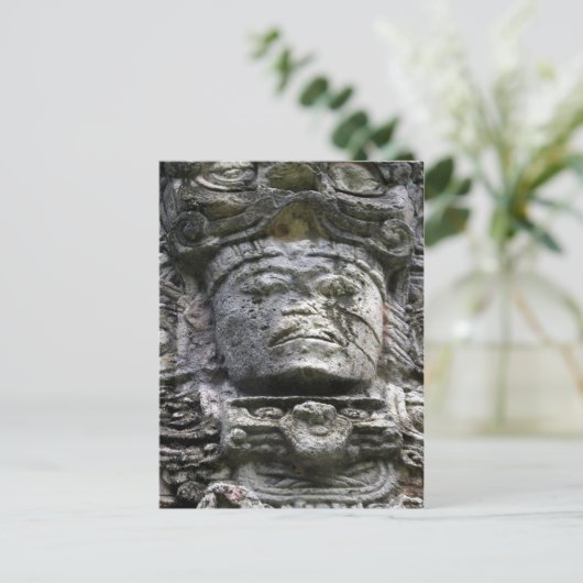 Carte Postale face en pierre de copán (Debout devant)