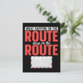 Carte Postale Facteur Drôle Porteur de Courrier (Debout devant)