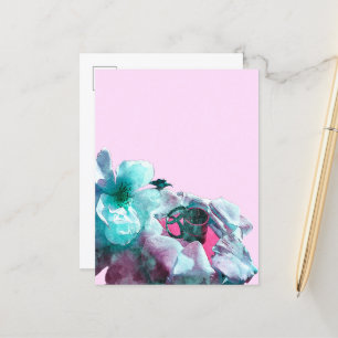 Carte Postale Faire-part Anneaux avec pétales de rose blanche