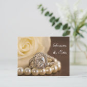 Carte Postale Faire-part Bague de fiançailles en diamant ovale Rose blanche (Debout devant)