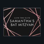 Carte Postale Faire-part Bat mitzvah moderne rose et noir Enregistrer la da<br><div class="desc">Moderne, tendance et élégant rose doré rose et noir Bat mitzvah enregistrer les cartes postales datées avec une bordure carré géométrique unique. Personnalisez facilement ce prix abordable enregistrer la date pour votre Bat mitzvah avec le nom personnalisé, la date et les détails de votre fête amusante et sophistiquée. Tout le...</div>