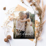 Carte Postale Faire-part Boissons gratuites Photo Funny Wedding Enregistrer<br><div class="desc">Bravo pour l'amour et le rire ! Présentez notre Free Drinks Photo Funny Wedding Save the Date carte postale - le mélange parfait de plaisir et de romantisme pour votre journée spéciale. Capturez votre histoire d'amour unique avec une photo personnalisée, présentant vos moments de joie ensemble. Qu'il s'agisse d'un toast...</div>
