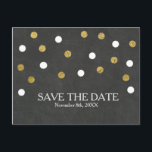 Carte Postale Faire-part Chalkboard Gold & White Confetti Enregistrer la da<br><div class="desc">Chalkboard Gold & White Confetti Enregistrer la date. Correspondance d'objets dans mon magasin. Contactez-moi pour une commande personnalisée ou une coloration personnalisée.</div>