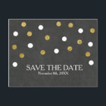 Carte Postale Faire-part Chalkboard Gold & White Confetti Enregistrer la da<br><div class="desc">Chalkboard Gold & White Confetti Enregistrer la date. Correspondance d'objets dans mon magasin. Contactez-moi pour une commande personnalisée ou une coloration personnalisée.</div>