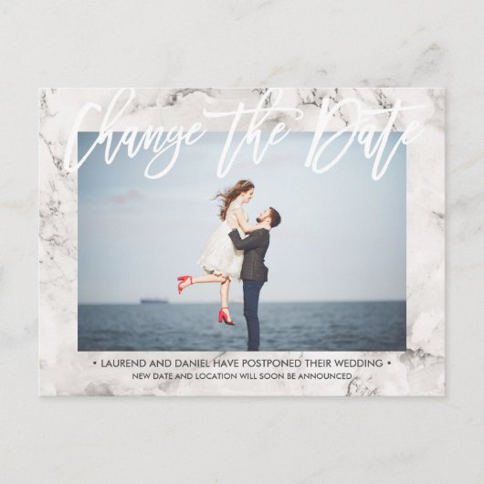Carte Postale Faire-part CHANGER LA DATE Photographie calligraphiée en marb (Devant)