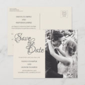 Carte Postale Faire-part Couple de mariés s'embrassant en monochrome (Devant / Derrière)