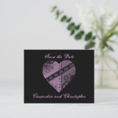 Carte Postale Faire-part Cur violet enregistrer la date mariage (Debout devant)