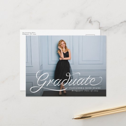 Carte Postale Faire-part de graduation d'une photo élégant (Devant/Arrière en situation)