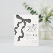 Carte Postale Faire-part de mariage Black Coquette Bow Shower (Debout devant)