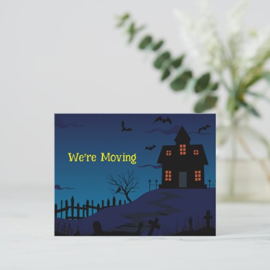 Carte Postale Faire-part Drôle Nous Déménageons Maison Hantée Fond Bleu (Debout devant)