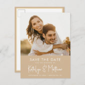 Carte Postale Faire-part Dusty Beige Fun Script Modern Photo Mariage Enregi (Devant / Derrière)