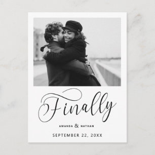 Carte Postale Faire-part Enfin, une photo de mariage minimaliste pour annon