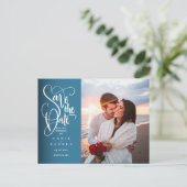 Carte Postale Faire-part Enregistrer la date Elegant White Script photo car (Debout devant)