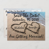 Carte Postale Faire-part Enregistrer La Date Hearts Sand Beach Wedding Cart (Devant / Derrière)