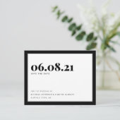 Carte Postale Faire-part Enregistrez la date en noir et blanc gras Minimali (Debout devant)
