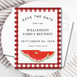 Carte Postale Faire-part Fête De La Réunion Familiale Watermelon Enregistre<br><div class="desc">Prévoyez-vous une réunion de famille ? Faites savoir à votre famille la date avec ces cartes postales Enregistrer la date. Elles sont décorées de pastèques aquarelles sur un arrière - plan de buffle rouge et blanc. Facile à personnaliser. Aquarelle originale © Michele Davies.</div>