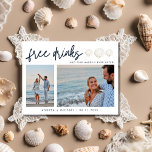 Carte Postale Faire-part Funny QR Code 2 Photo Beach Wedding Enregistrer la<br><div class="desc">Faites un splash avec notre Funny QR Code 2 Photo Beach Wedding Enregistrer la date Carte postale! Ce design enchanteur comprend l'expression ludique "Free Drinks and Our Happily Ever After", entourée de coquillages charmants, capturant parfaitement l'essence de votre mariage sur la plage. Avec de l'espace pour deux de vos photos...</div>
