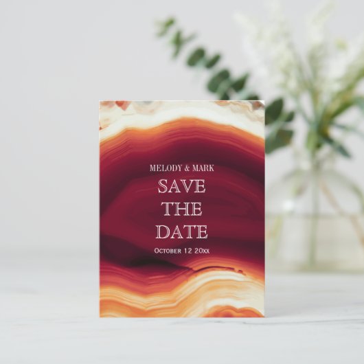 Carte Postale Faire-part Géode rouge mariage d'automne Enregistrer la date (Debout devant)