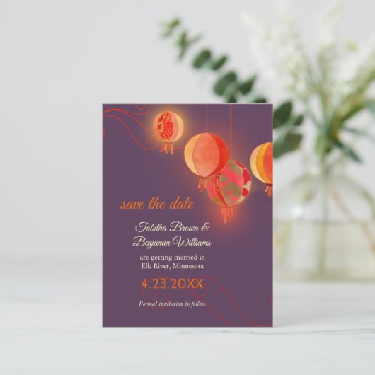 Carte Postale Faire-part Lampions en papier rouge Mariage violet Enregistre (Debout devant)