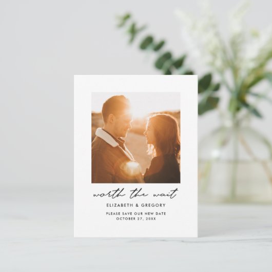 Carte Postale Faire-part Le Mariage d'attente doit modifier la date (Debout devant)