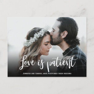 Carte Postale Faire-part Mariage Amour est Patient Reporté Simple Photo