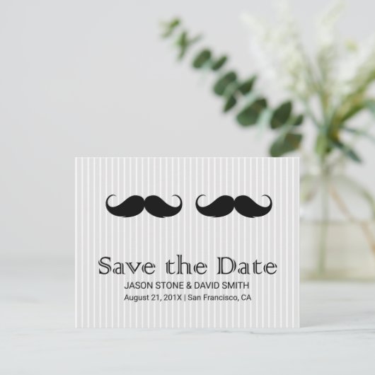 Carte Postale Faire-part Mariage gay double moustache Enregistrer la date (Debout devant)