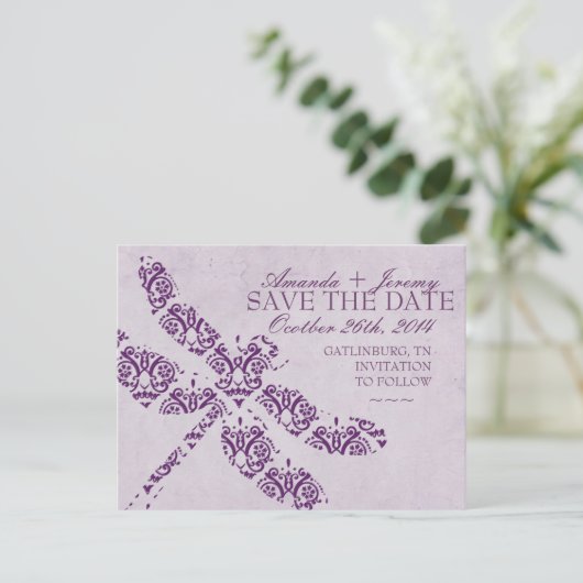 Carte Postale Faire-part Mariage Libellule Damassé Violet (Debout devant)