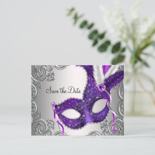 Carte Postale Faire-part Masquerade violette Enregistrer la date (Debout devant)