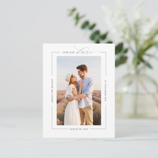 Carte Postale Faire-part Minimal Élégant Moderne Simple Enregistrer la Date (Debout devant)