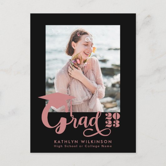 Carte Postale Faire-part Moderne Dusty Pink Script tendance Photo Graduatio (Devant)