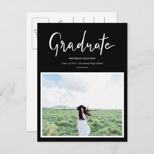 Carte Postale Faire-part Moderne Noir | Diplômé Écriture Manuscrite | Photo (Devant / Derrière)