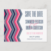 Carte Postale Faire-part Moderne rose néon bleu marine chevron enregistrer  (Devant)