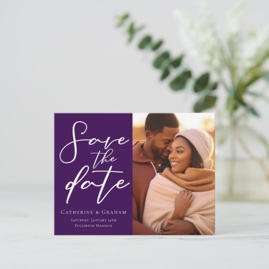 Carte Postale Faire-part Photo de couple violet royal Élégant Enregistrer l (Debout devant)