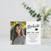 Carte Postale Faire-part Photo de remise de diplôme écriture moderne Save T (Debout devant)