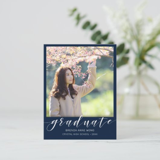 Carte Postale Faire-part Photo Moderne blanc Script bleu 2023 (Debout devant)