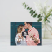 Carte Postale Faire-part Police d'écriture verte moderne Nous avons des nou (Debout devant)