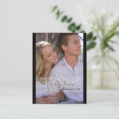 Carte Postale Faire-part Réservez la date (Debout devant)