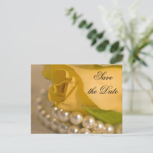 Carte Postale Faire-part Rose jaune et perles blanches Enregistrez la date (Debout devant)