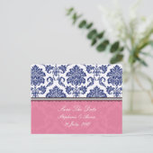 Carte Postale Faire-part Royal Blue et PInk Damask Enregistrer la date (Debout devant)