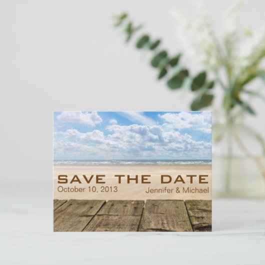 Carte Postale Faire-part Rustic Beach Summer Enregistrer la date Mariage (Debout devant)