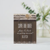 Carte Postale Faire-part Rustic Country Burlap Dentelle et Mariage en bois (Debout devant)
