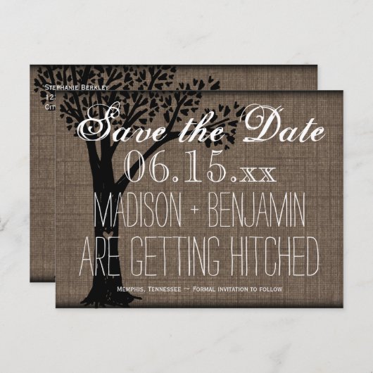 Carte Postale Faire-part Rustic Country Tree Burlap Enregistrer la date Car (Devant / Derrière)