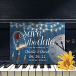 Carte Postale Faire-part Rustic Fairytale Mariage Marine Grange Enregistrer<br><div class="desc">Rustic Navy Bleu Grange Bois Candelabra & Horloge Fairytale Wedding Enregistrer la date Annonces.</div>
