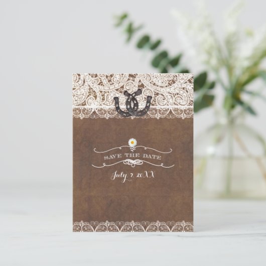 Carte Postale Faire-part Rustic Horseshoe & Lace Country ENREGISTRER LA DAT (Debout devant)