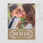 Carte Postale Faire-part Rustic Lettering Kraft Photo Enregistrer la date (Devant)