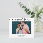 Carte Postale Faire-part Script moderne simple typographie photo grossesse (Debout devant)