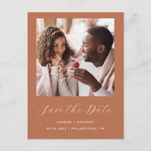 Carte Postale Faire-part Script photo minimal Terracotta Enregistrer la dat (Devant)