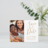 Carte Postale Faire-part Simple Gold Script Photo Enregistrer notre date (Debout devant)